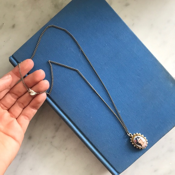 Vintage cameo pendant - Picture 4 of 4